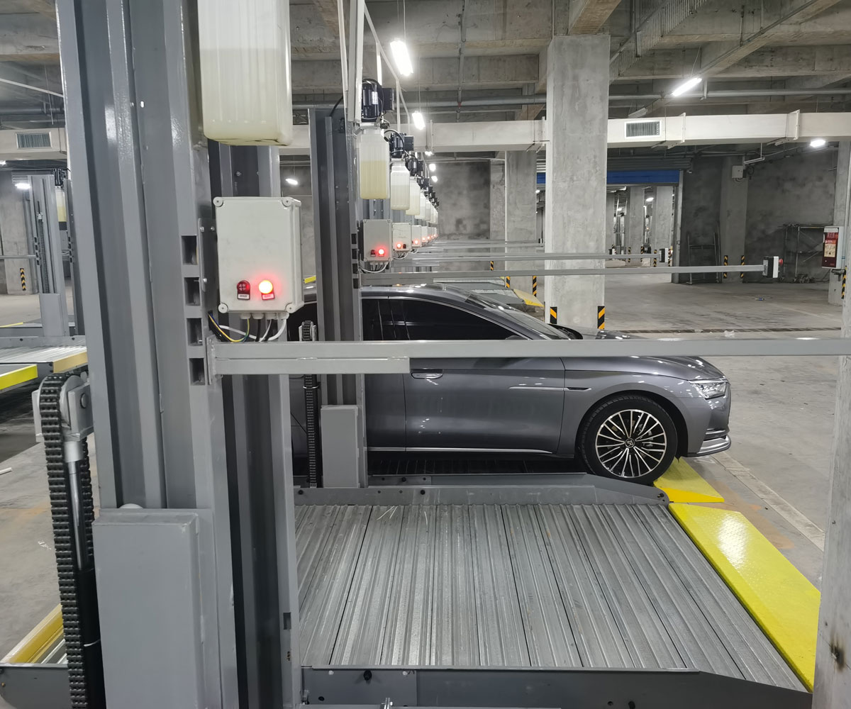 2層簡易升降機械式停車設(shè)備短租.jpg