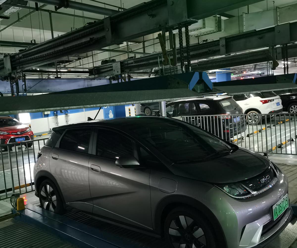 升降橫移類機(jī)械立體停車設(shè)備長(zhǎng)租.jpg