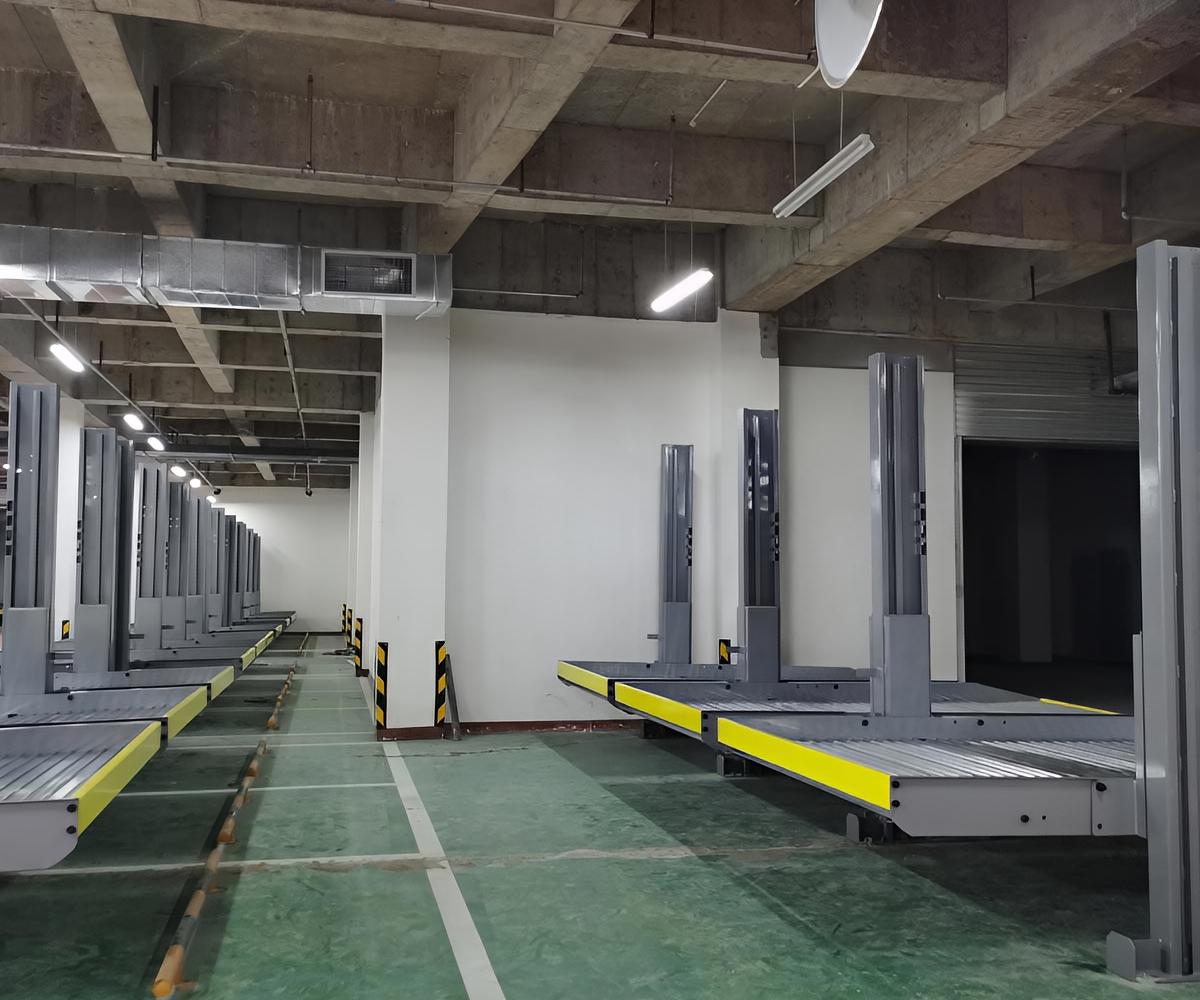 立體車庫租賃旋轉(zhuǎn)式升降立體停車場費用