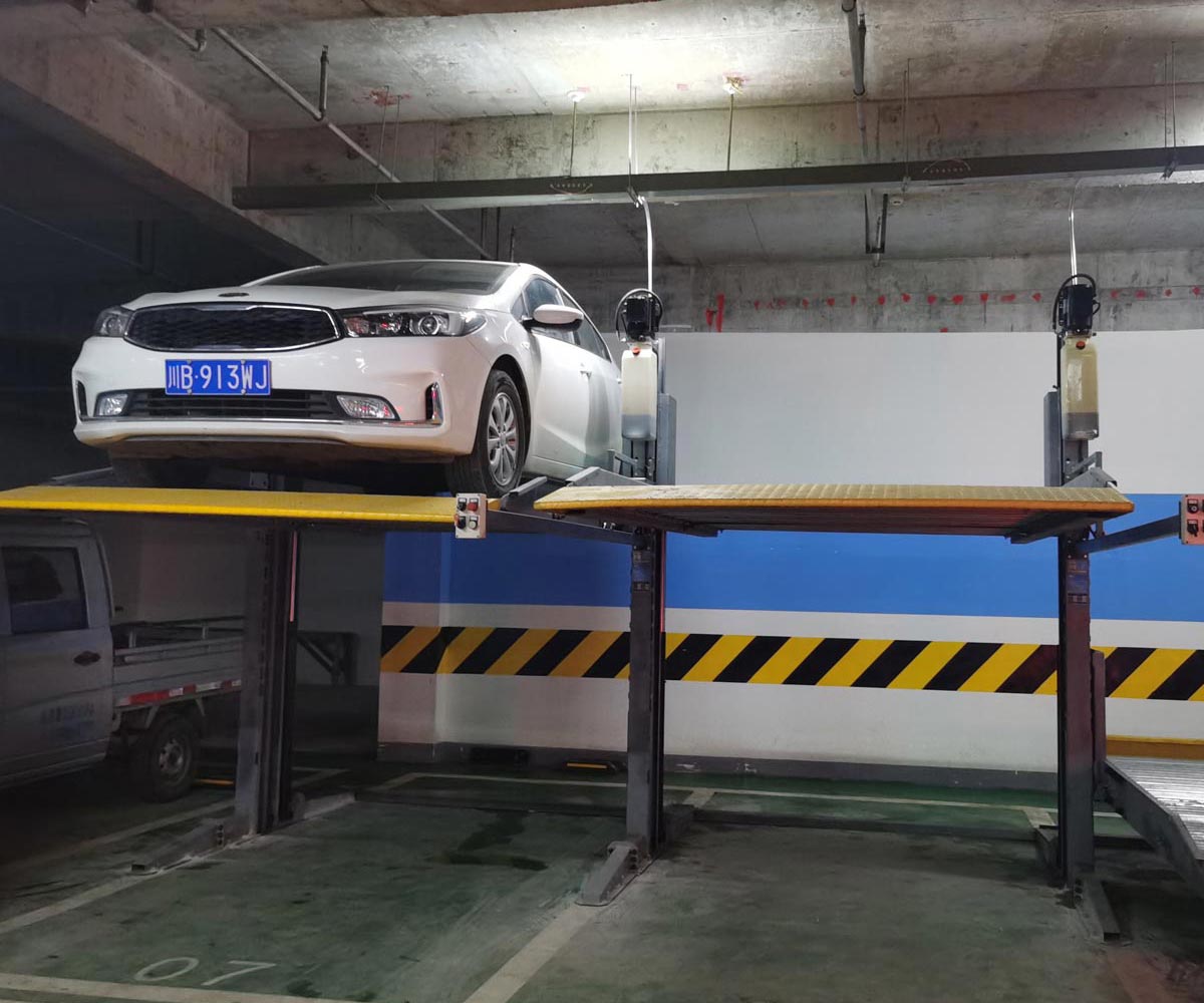 三層升降立體停車設(shè)備價格.jpg