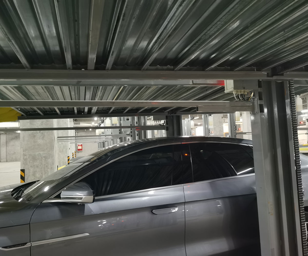 家用簡(jiǎn)易類機(jī)械式停車位安裝.jpg