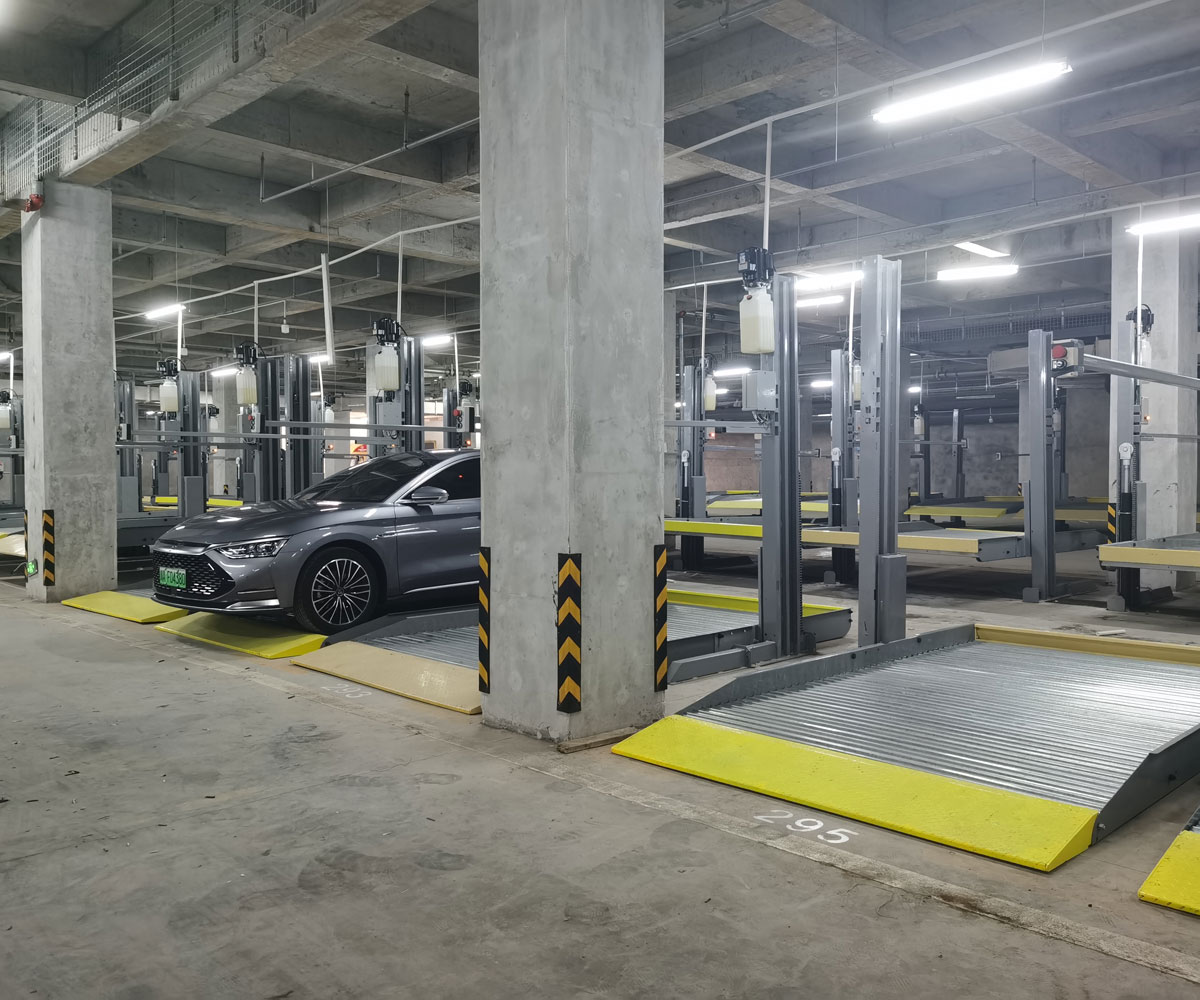 簡易升降式機(jī)械立體停車設(shè)備收購.jpg