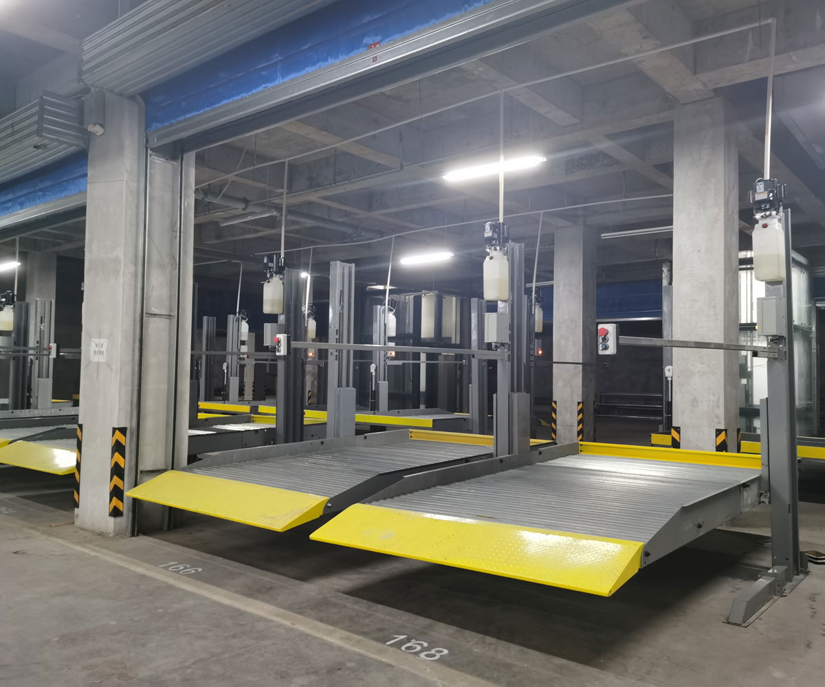 兩層簡易升降立體停車設備租用.jpg