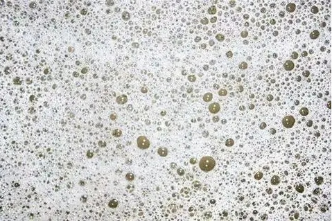 水性乳液產(chǎn)生大量泡沫？試試水性消泡劑